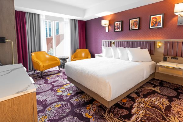 Queen Bedroom